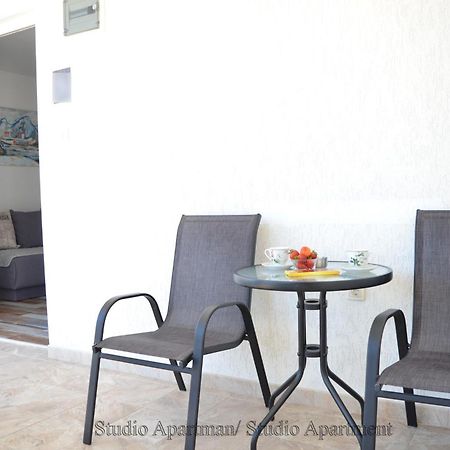 Apartmani "Nebo" 수토모레 외부 사진