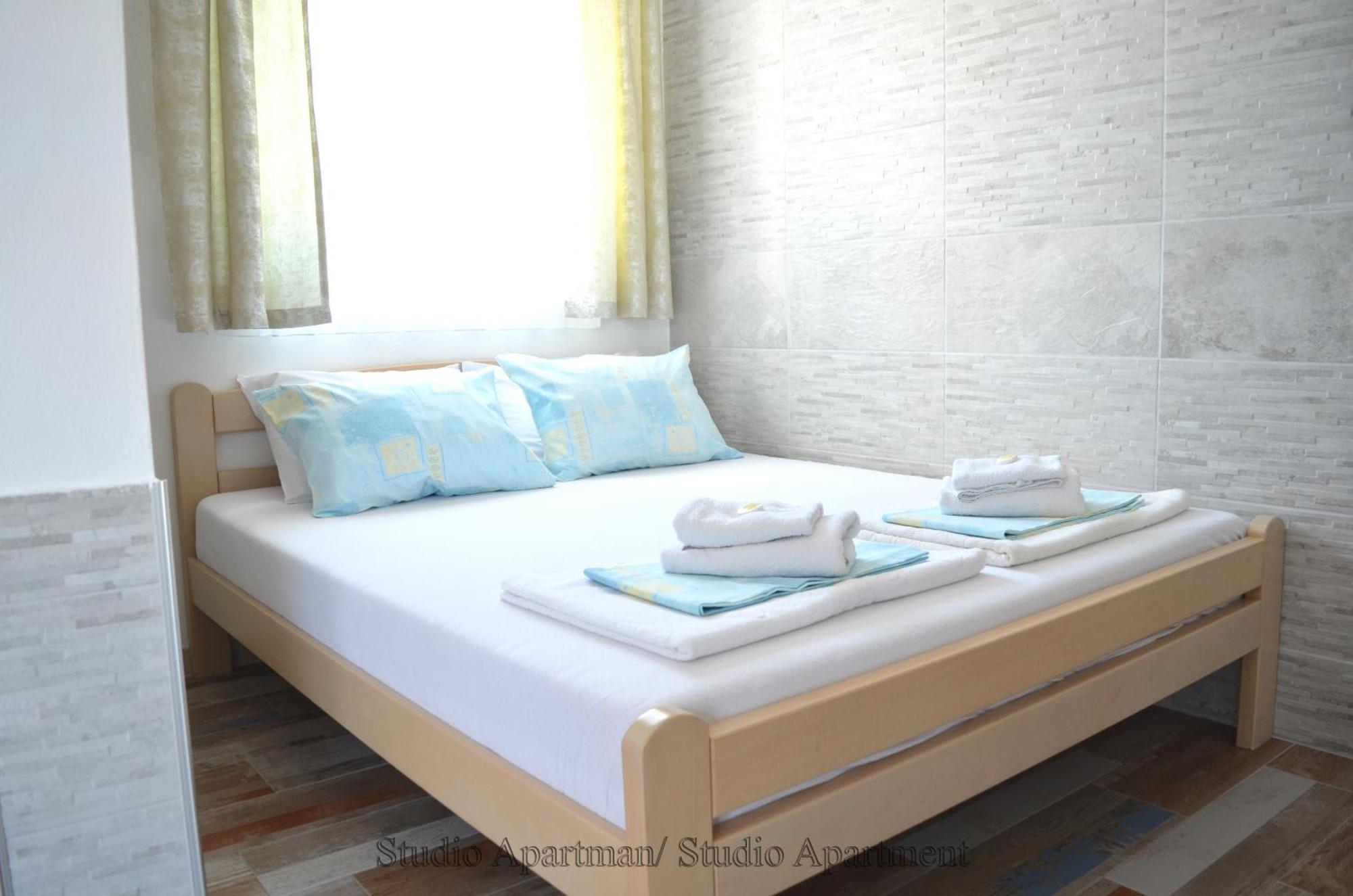 Apartmani "Nebo" 수토모레 외부 사진